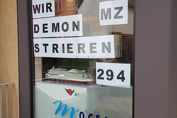 Wir demonstrieren! Demo.jpg