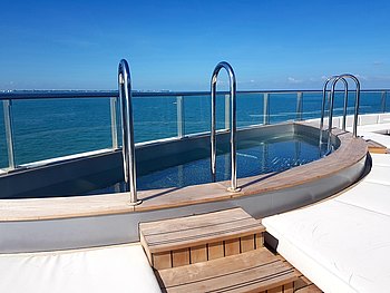 Ein Plunge-Pool
